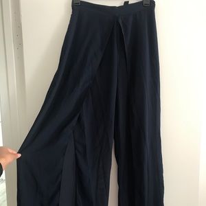 ADORABLE NAVY BLUE SKORT OR COVER UP